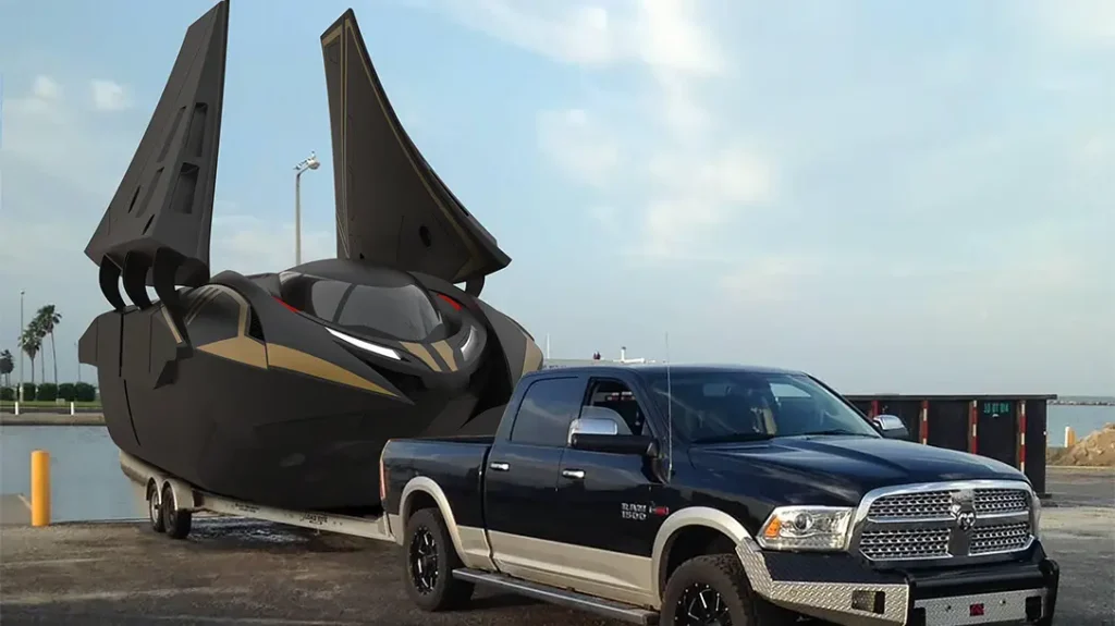 Despite oozing pure unfiltered awesome, the Kronos armored submarine will ride on a boat trailer behind a large pickup truck.